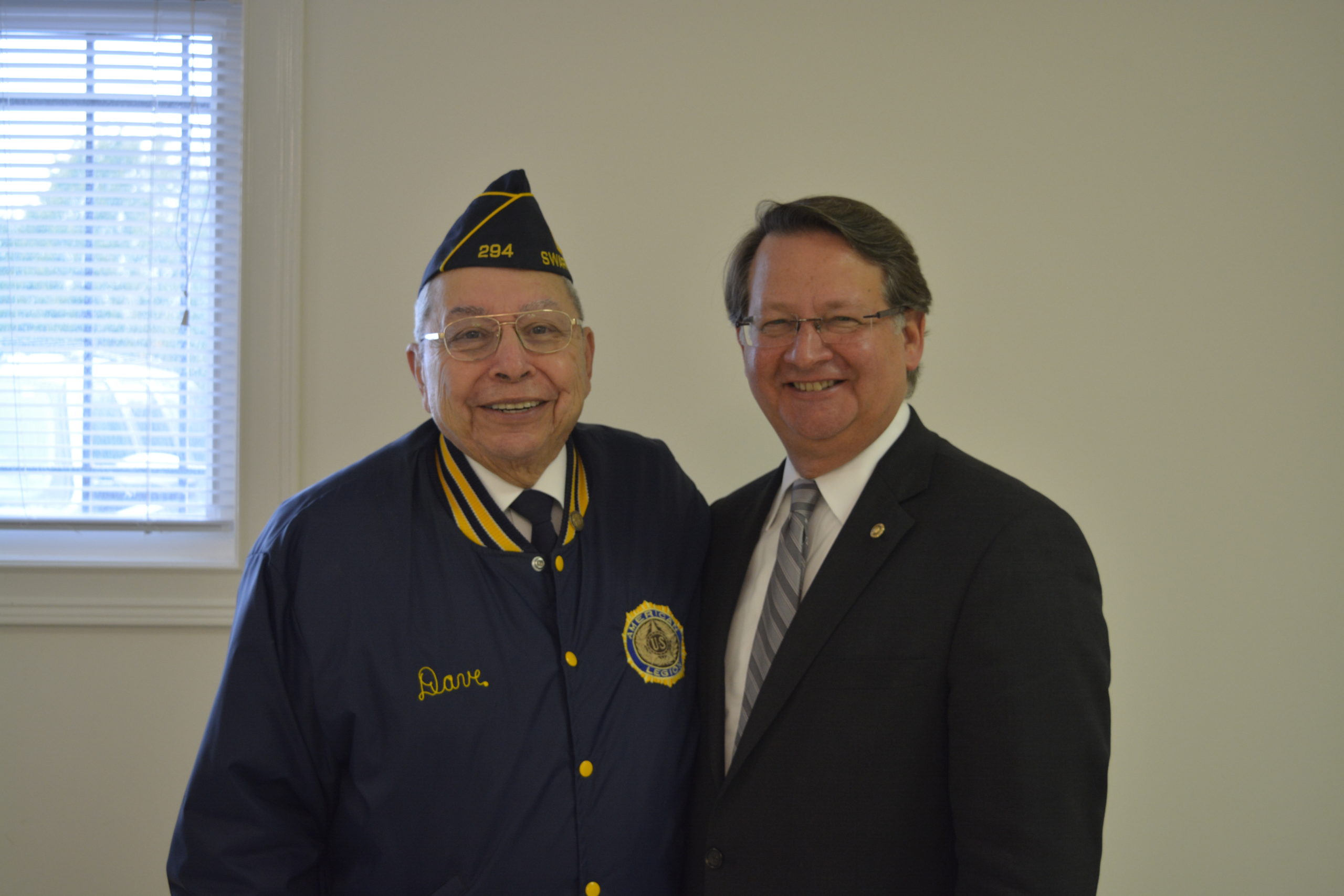Americký senátor Gary Peters je silným zastáncem členů amerických armádních složek a vojenských veteránů v Michiganu